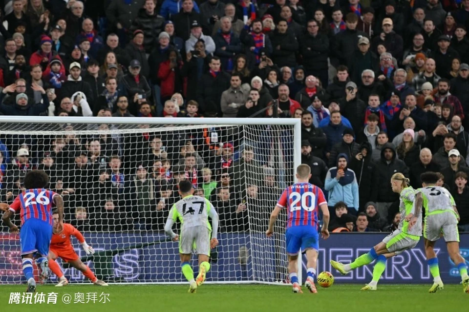 皇冠体育深度聚焦:211天后哈兰德复仇!双响炮+压哨点杀,足总杯决赛让点遭炮轰